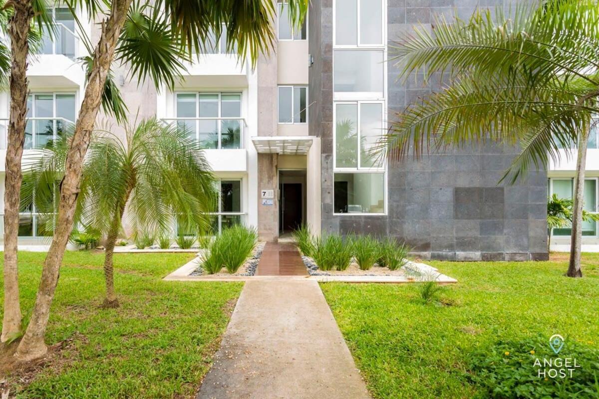 Сasa de vacaciones Zen Beachfront Condo, Pool, Gym, Golf, Club Playa del Carmen