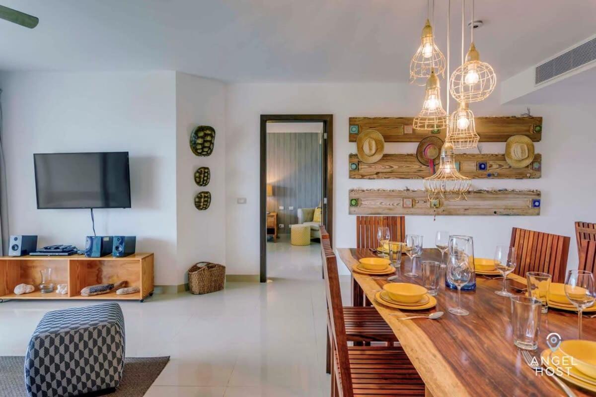 Zen Beachfront Condo, Pool, Gym, Golf, Club Сasa de vacaciones