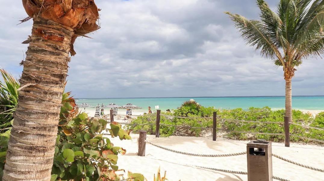 Zen Beachfront Condo, Pool, Gym, Golf, Club *