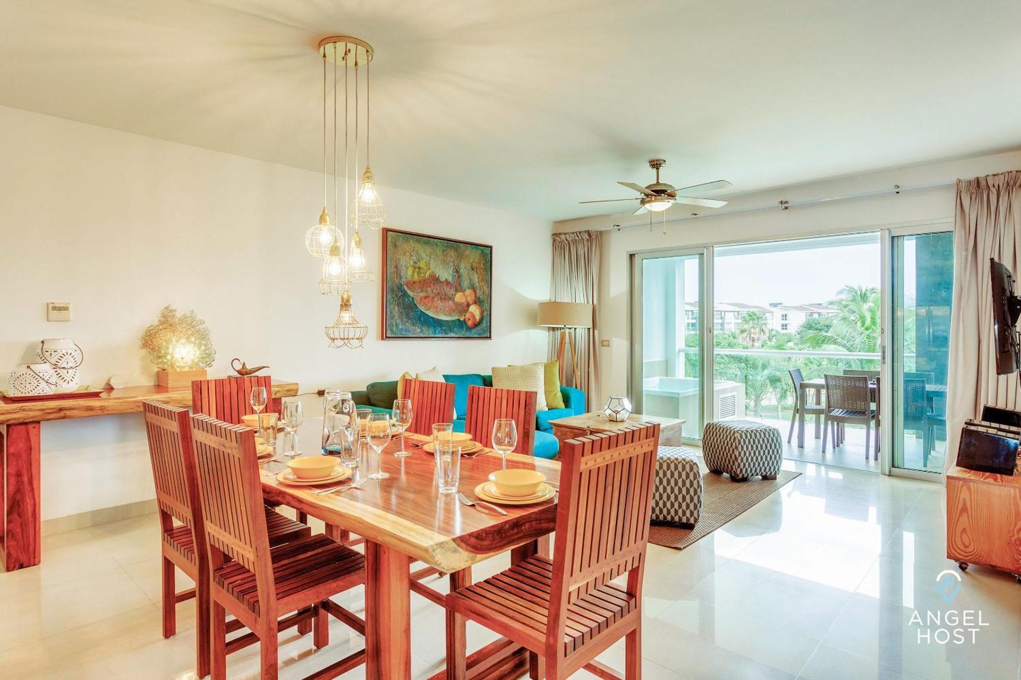 Zen Beachfront Condo, Pool, Gym, Golf, Club Сasa de vacaciones *